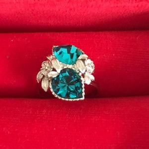 Sarah Coventry 1970S Love Story Ring.